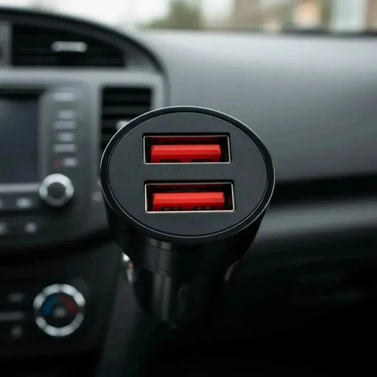 Carregador Veicular 4.8A 2 USB Com Cabo Tipo C Carga Rápida Preto<br> - Foto 4