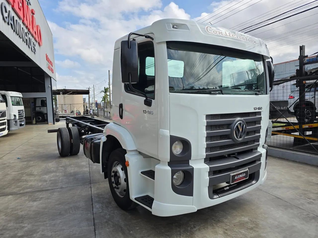 Volkswagen VW 13180 Ano 2011 Toco ALEMÃO CAMINHÕES ITAPETININGA  - Foto 2