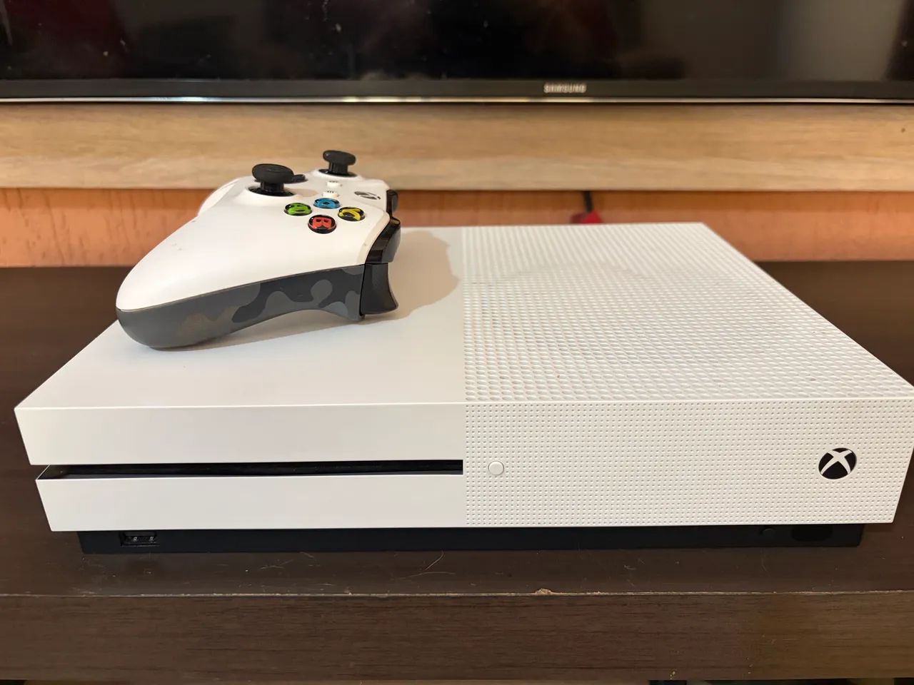 Xbox One S 1tB - Foto 2