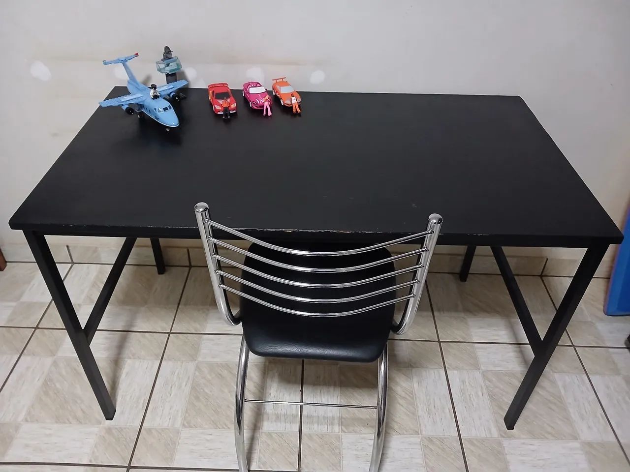 Vendo uma mesa para computador  - Foto 4