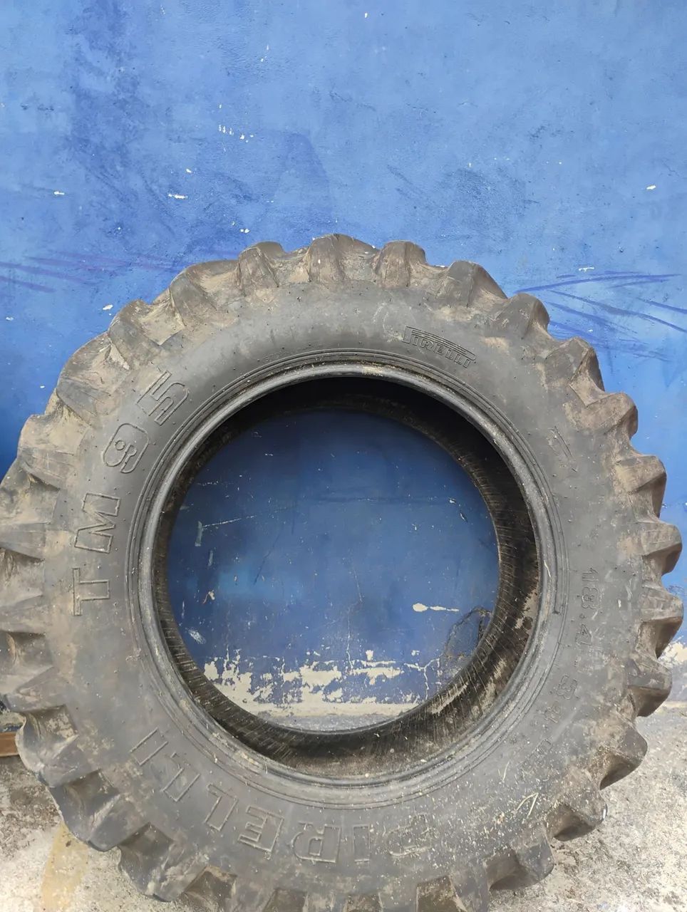 Pneu trator 18.4.34/preço unitário  - Foto 2