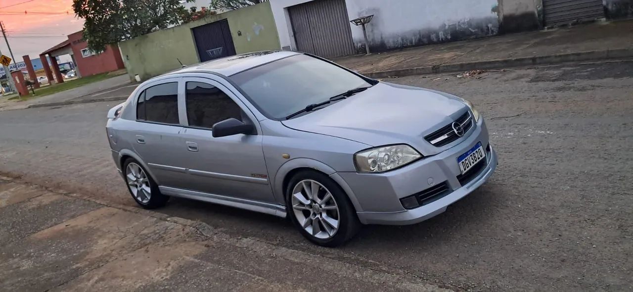 Chevrolet Astra Astra GSi 2.0 16V 136cv Hatchback 5p 2003