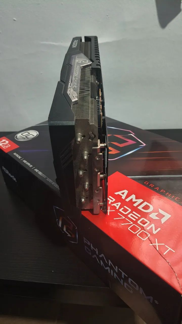Rx 7700XT - Foto 2