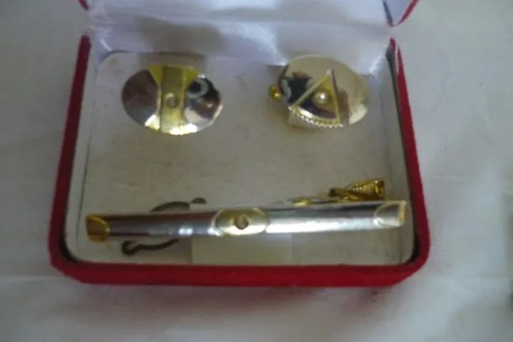 Abotoaduras E Prendedores De Gravata Antigos Diversas Marca (Usado) - Foto 2