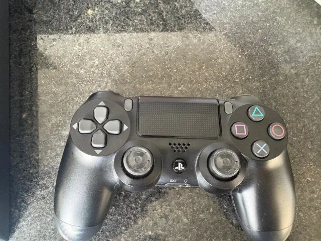 PS4 PRO USADO 1TB COM 2 CONTROLES - Foto 3