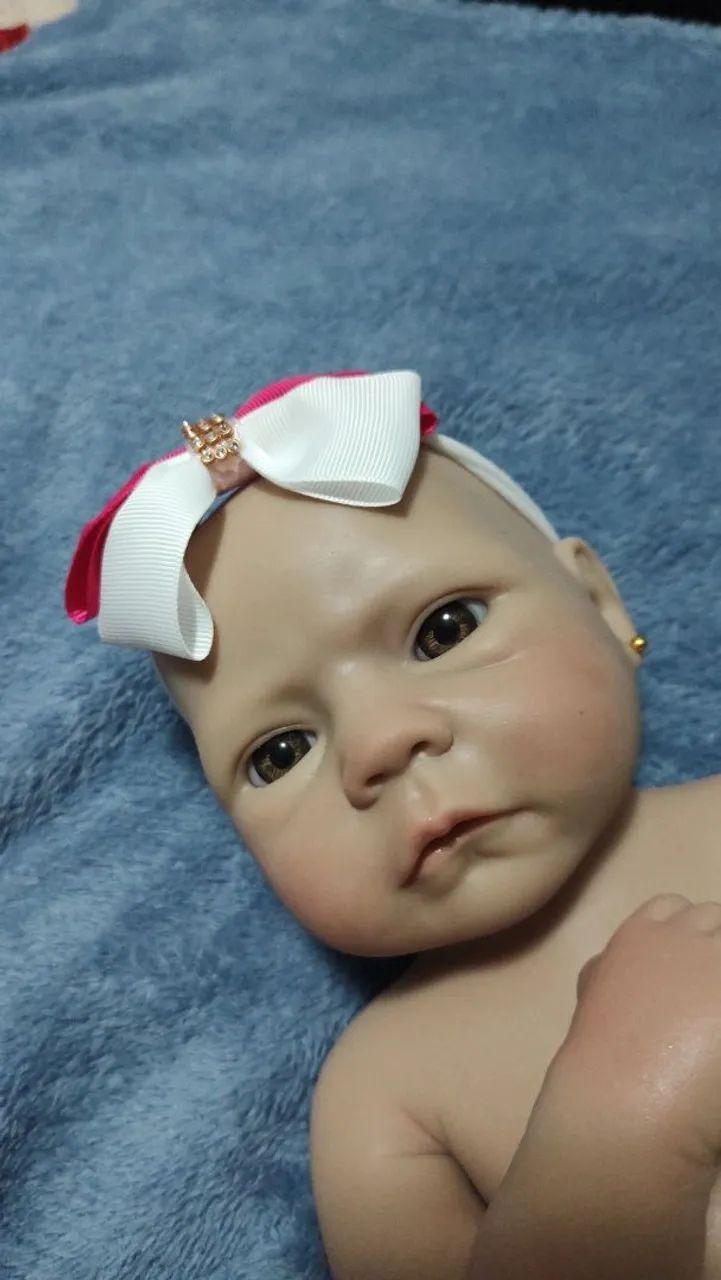 Bebê reborn silicone solido 