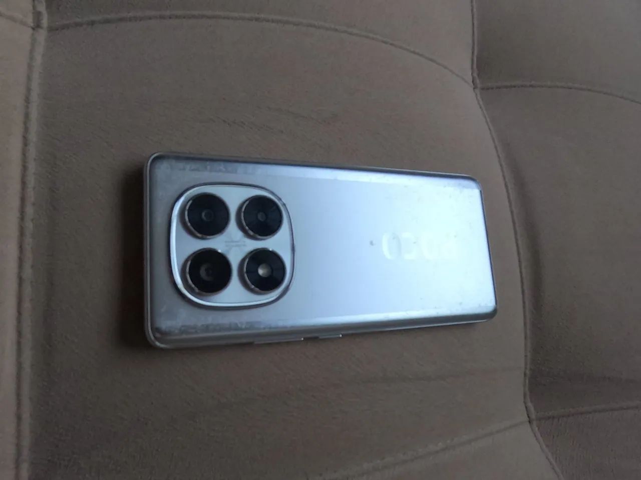 Poco x7 5g 512gb/12ram Silver - Foto 2