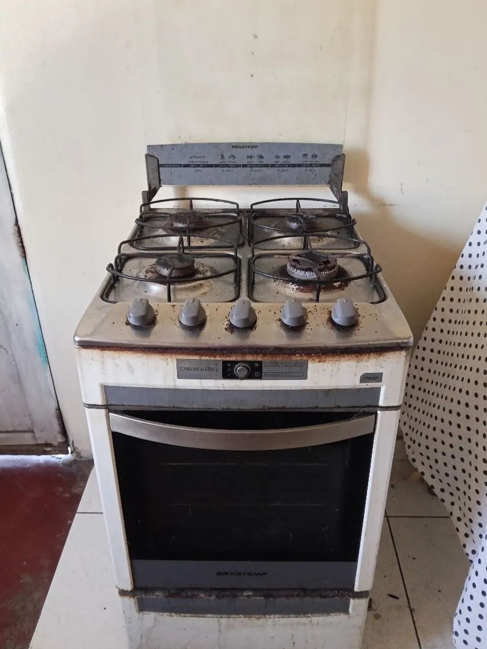 Fogão 4 bocas