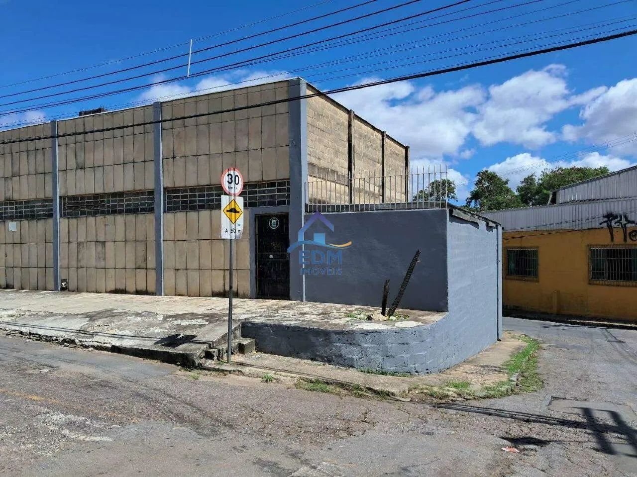 Galpão 1.200 m² para Alugar no Betânia  Doca, Escritórios e Acesso para Caminhões - Foto 3