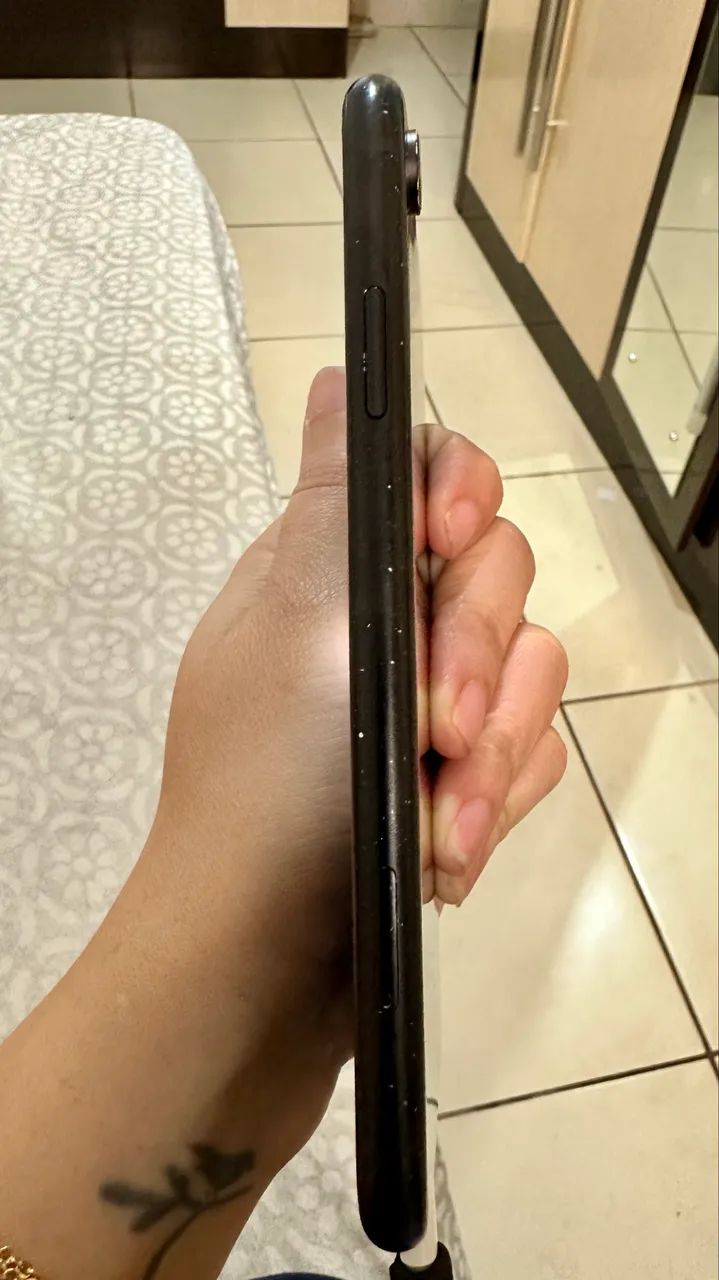 iPhone XR 128g - Foto 2