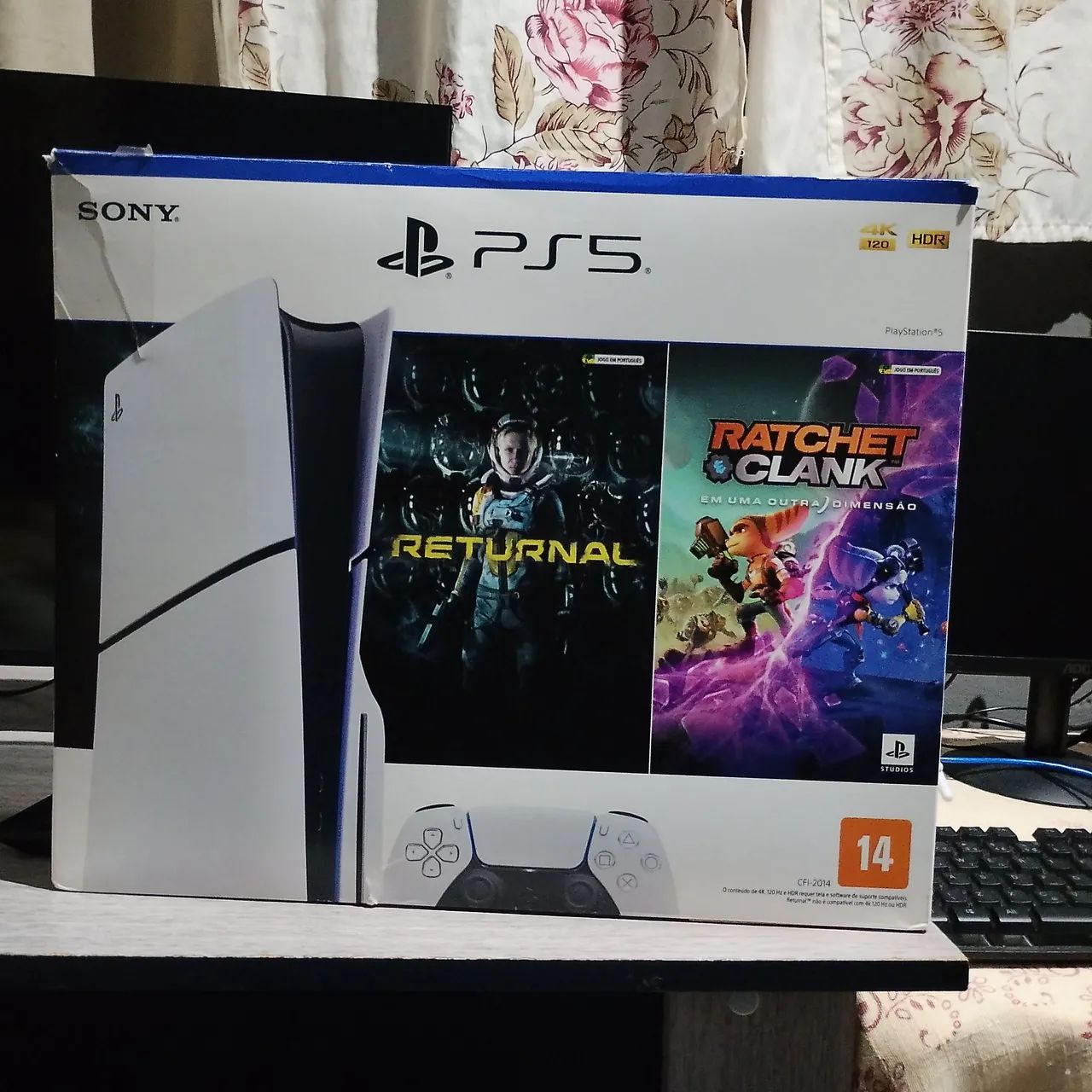 Caixa de ps5 slim 