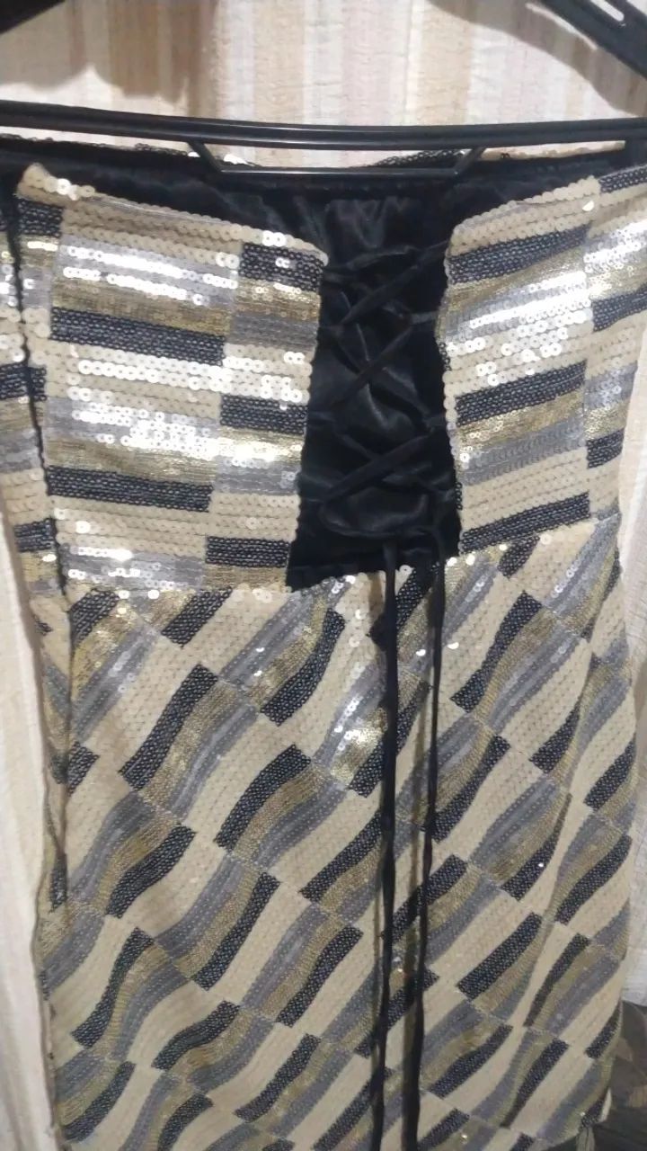 Vestido de lantejoulas tomara que caia com bojo - Foto 3