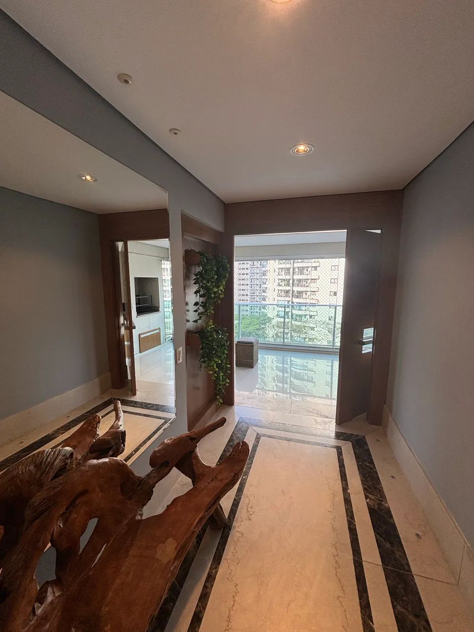 Apartamento de 212m2 com 3 suítes e 1 escritório  - Foto 2