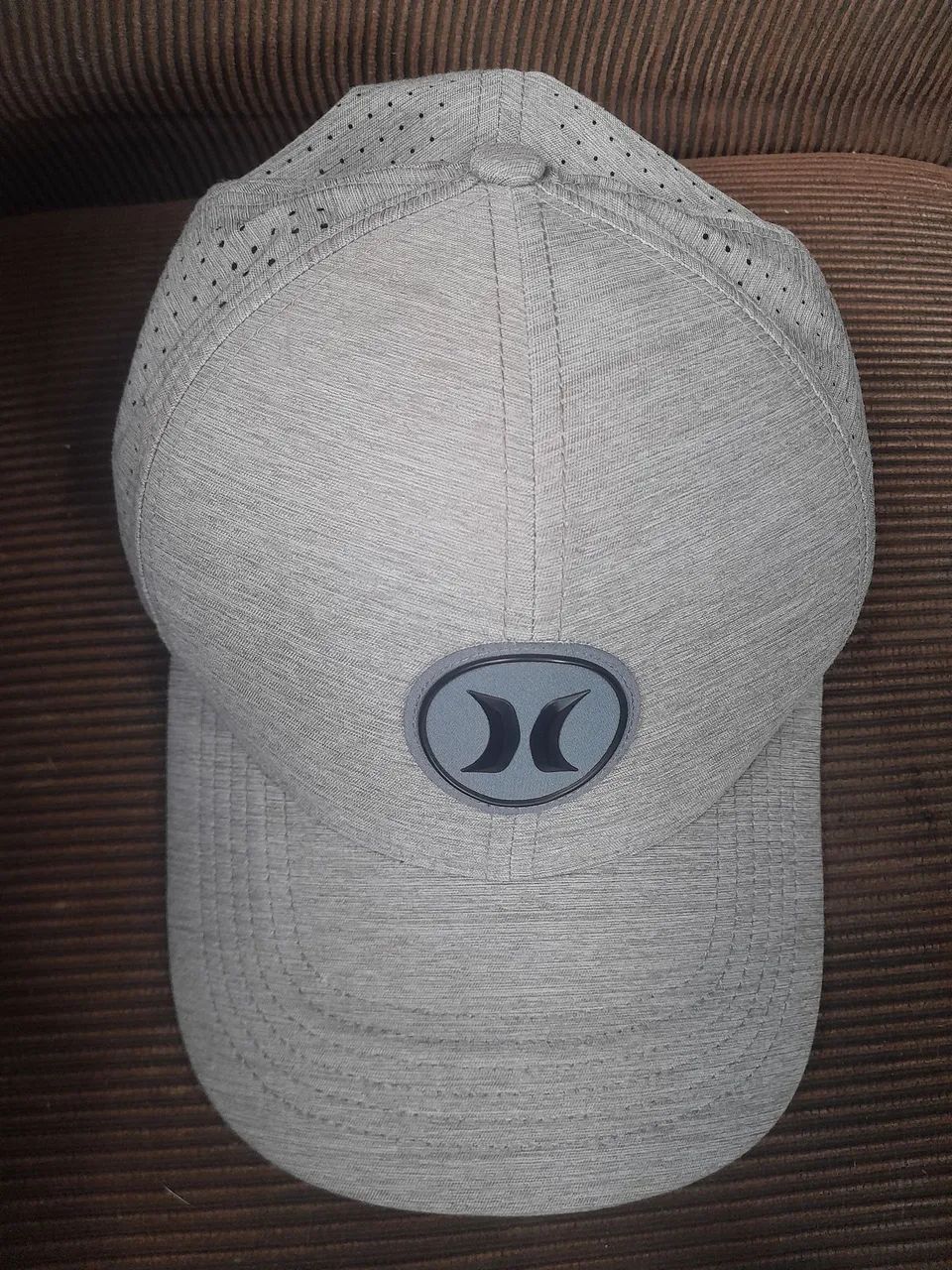 Vendo boné hurley 100,00  - Foto 3