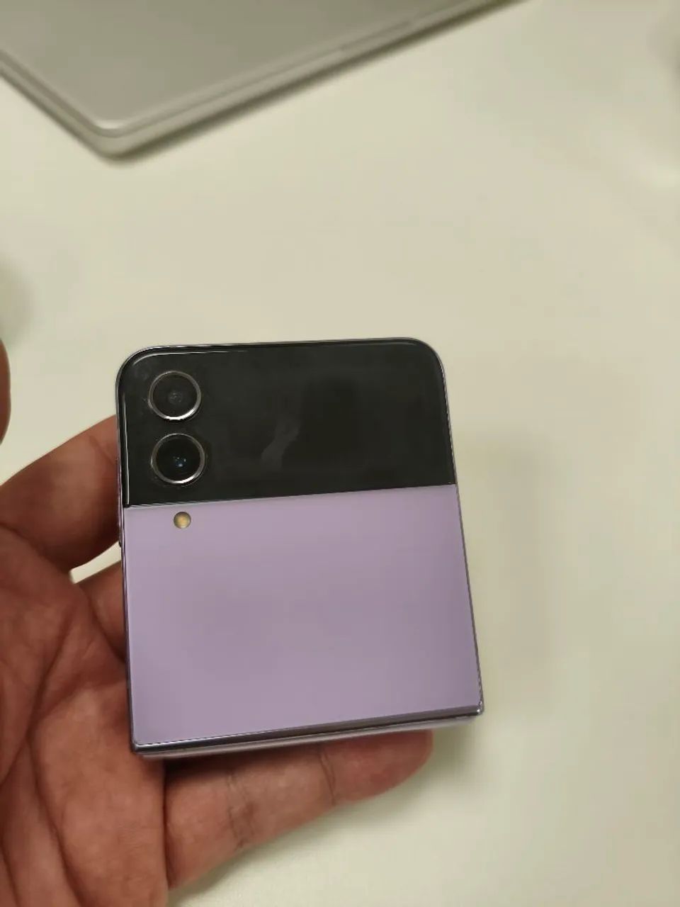 Samsung ZFlip 4 - Foto 2