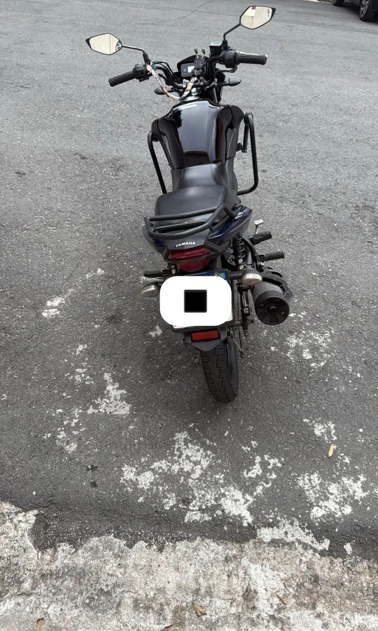 600