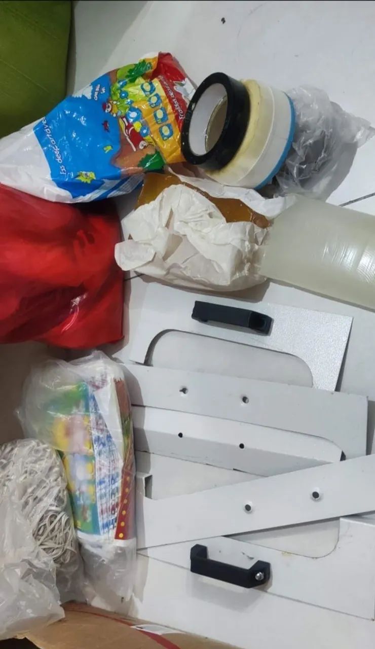 Máquina de fraldas elétrica infantil  leia a legenda 