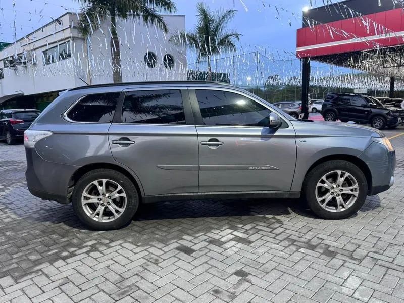 Mitsubishi Outlander 3.0/ GT 3.0 V6 Aut., foto 13 de 14