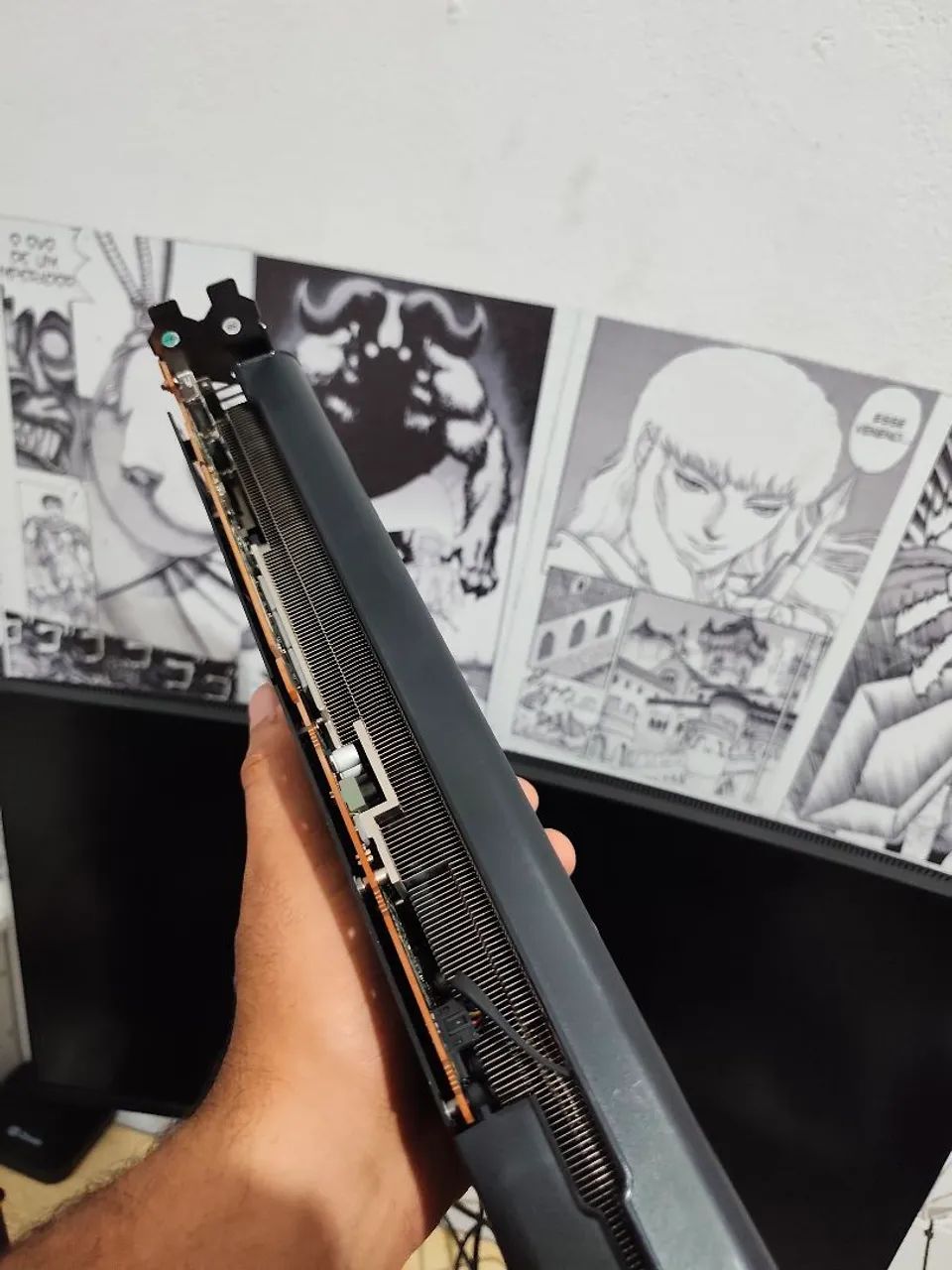 RX7700XT 12GB XFX - Foto 2
