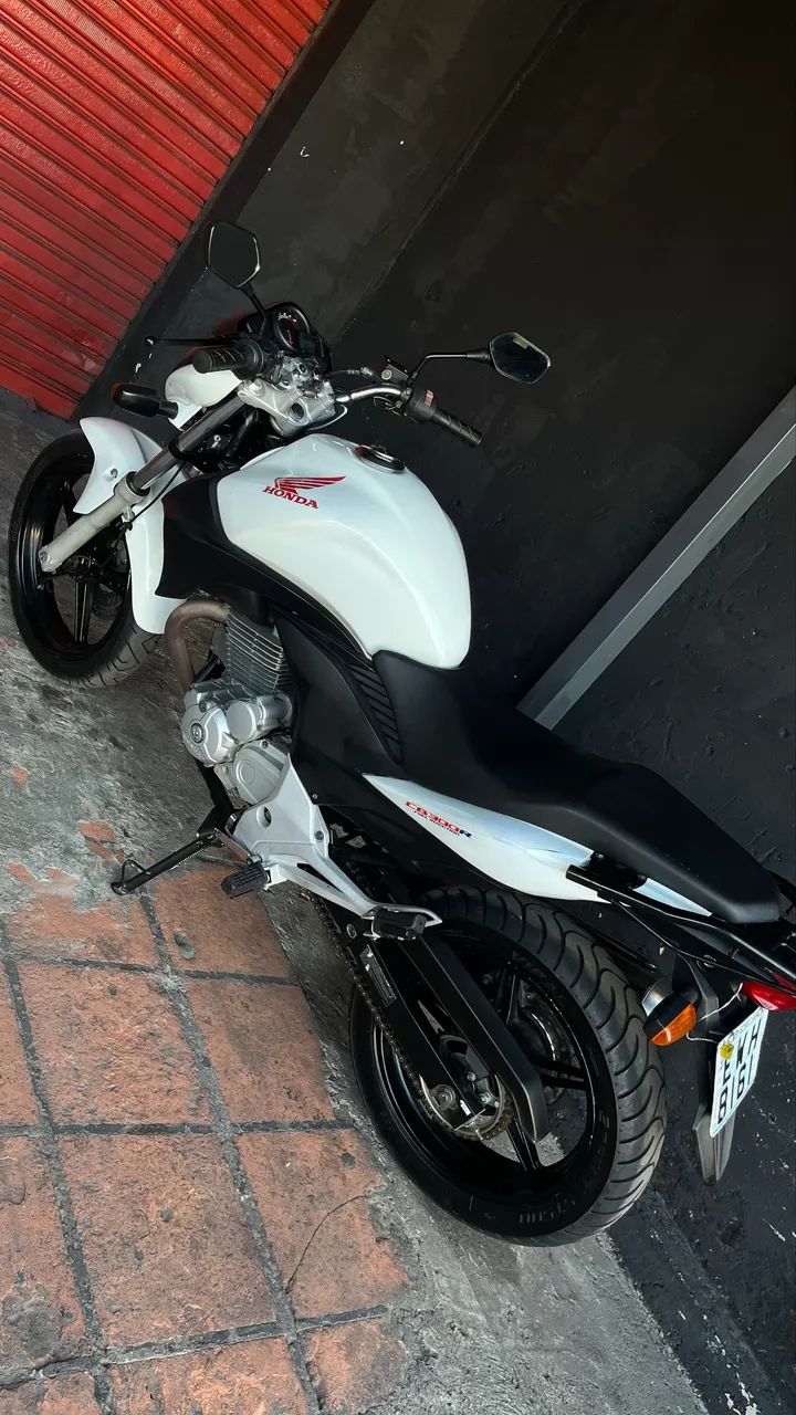 CB300R MUITO CONSERVADA OK!