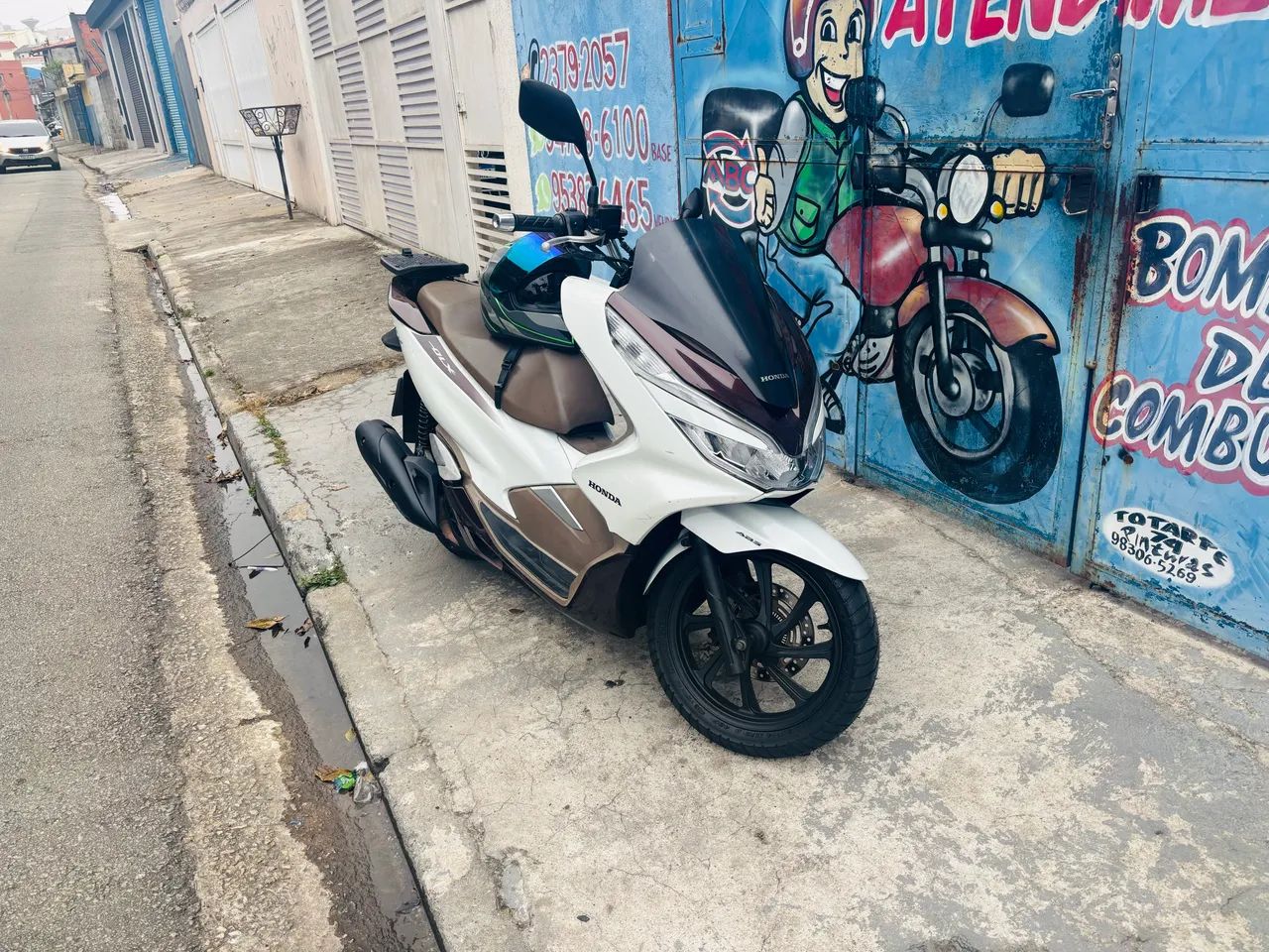 PCX DLX  - Foto 4