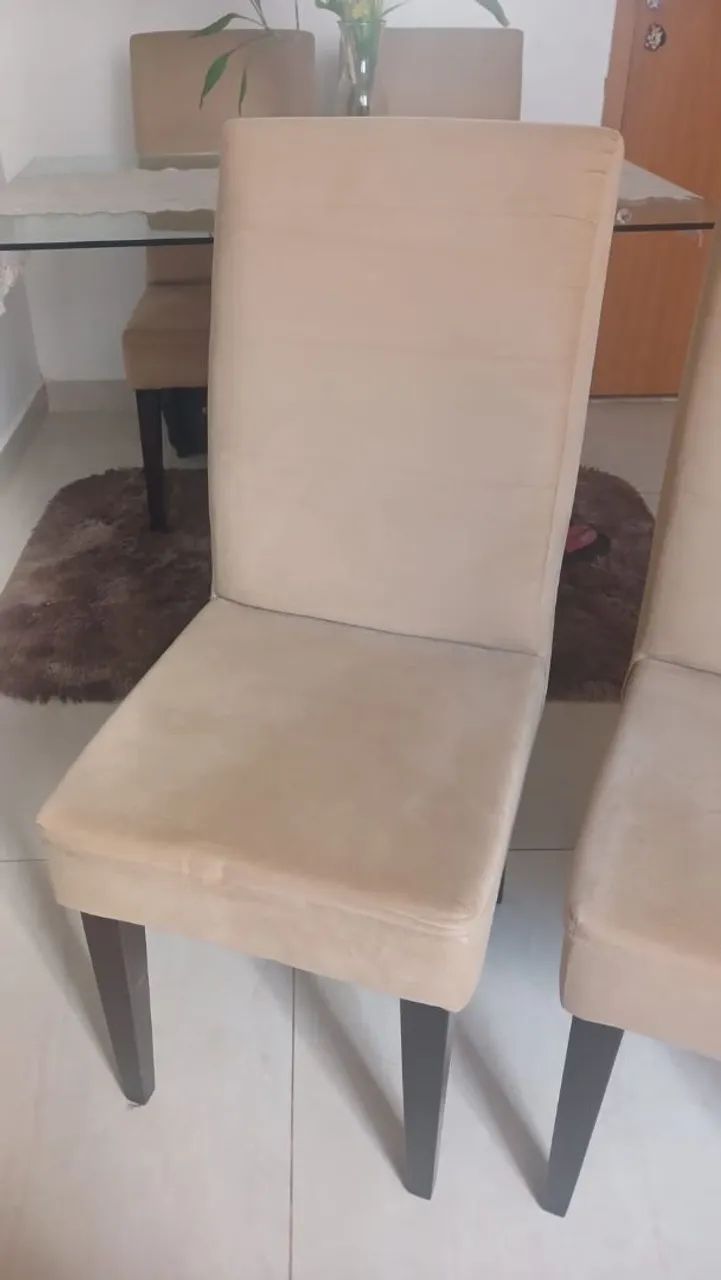 MESA COM TAMPO DE VIDRO E 4 CADEIRAS  - Foto 4