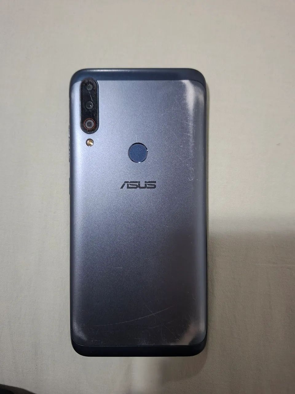 Asus Zenfone  - Foto 2