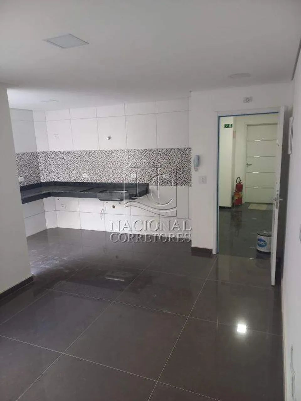 Apartamento sem condomínio com 3 dormitórios, 1 suíte, 2 vagas - Elevador. - Foto 5