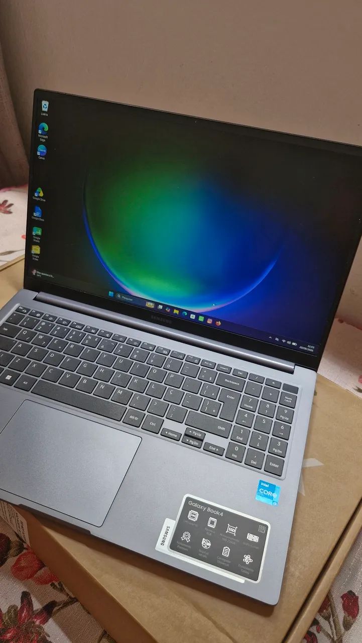 Galaxy Book 4