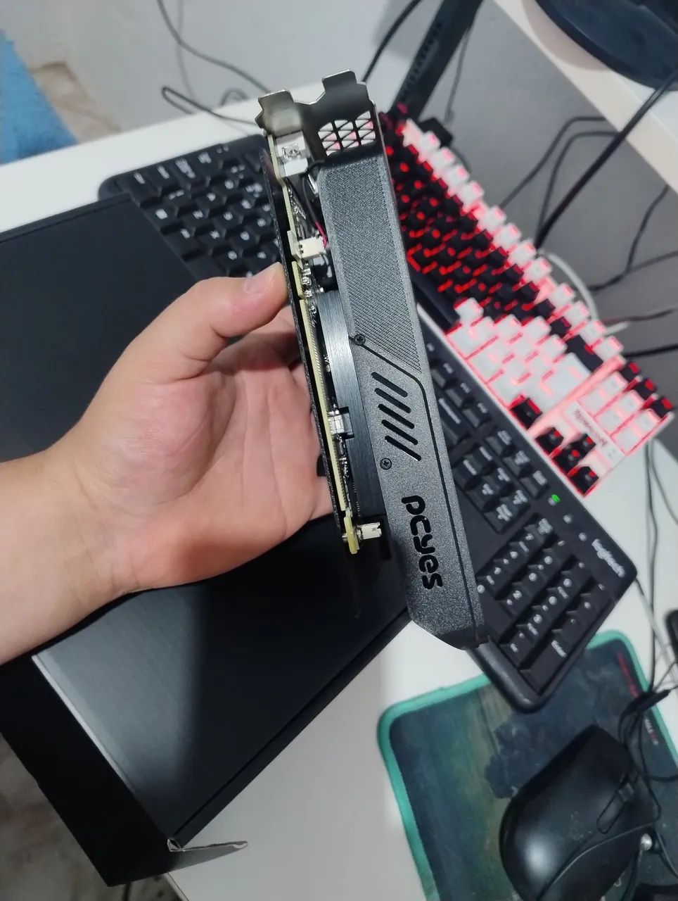 Placa de video RX 550 PCYES 4GB - Foto 5