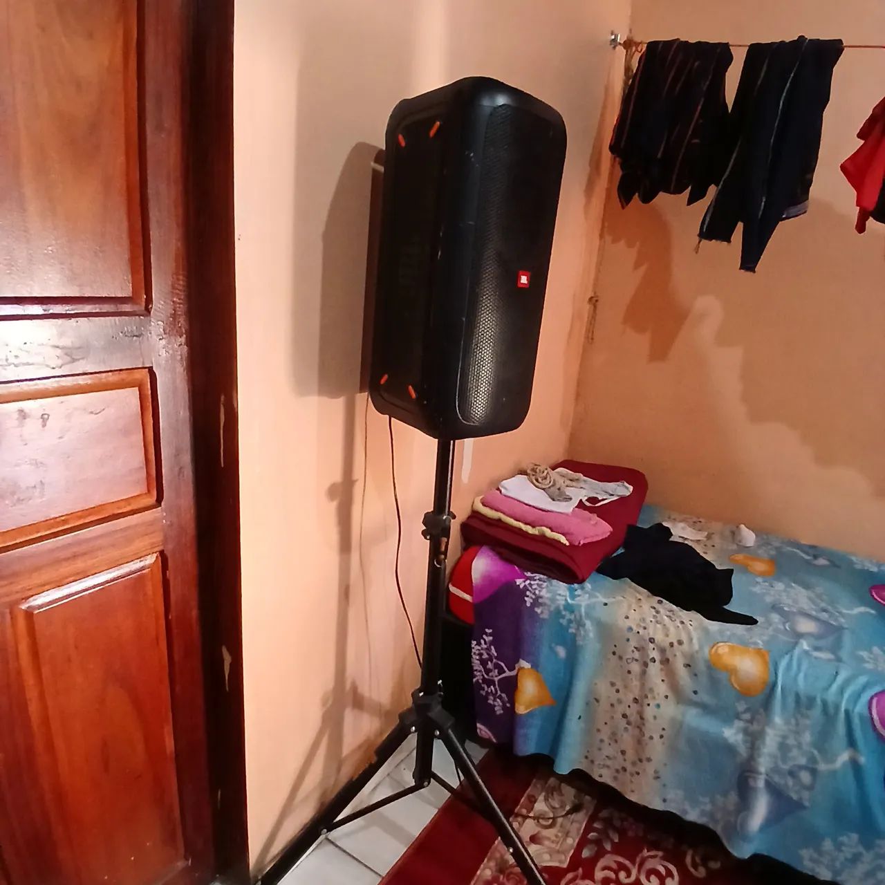 Caixa jbl nova - Foto 3