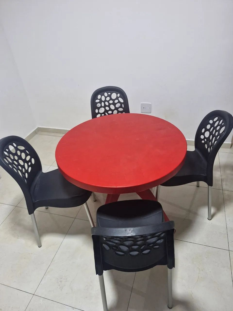 Mesa e Cadeiras  - Foto 4