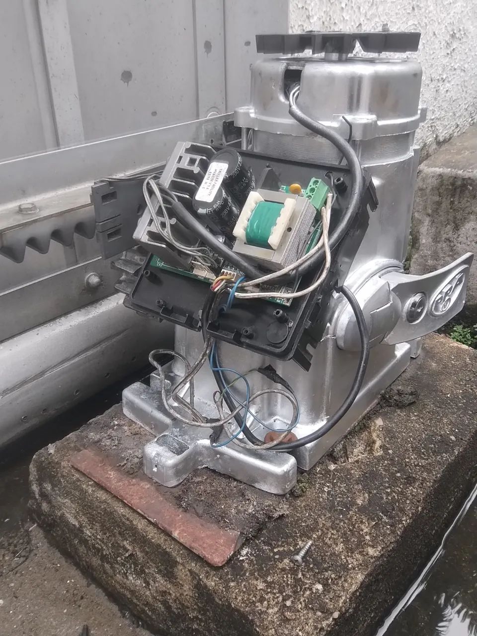 Reparos de Motor de portão todas as Marcas