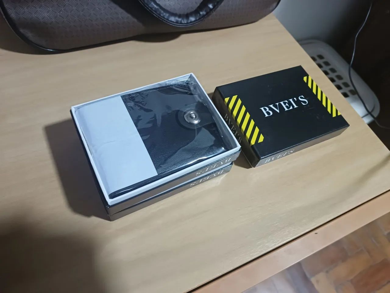 Kit 3 Carteiras + Bolsa Alça - Sobra de Estoque - Foto 4