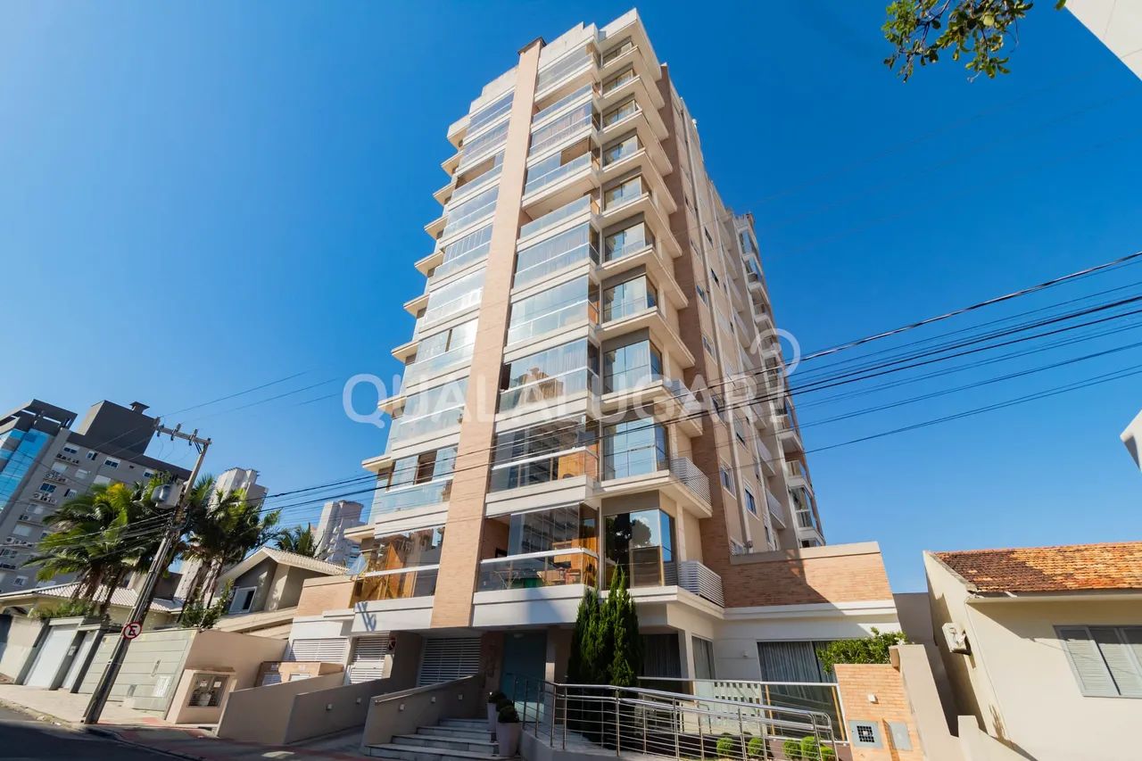 Apartamento para locação no Centro de Tubarão SC