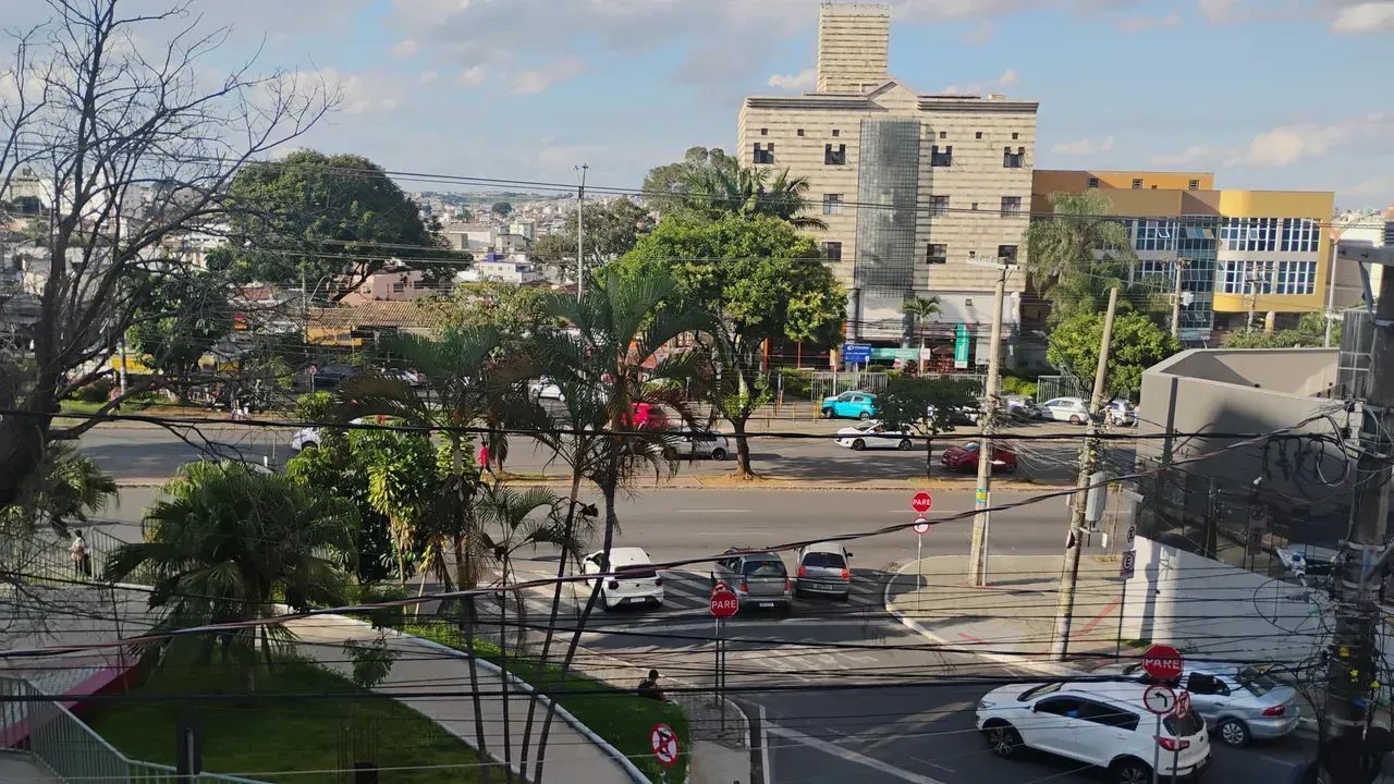 Prédio Comercial 3 Pavimentos | +-500m² | Av. João César de Oliveira | Eldorado  Contagem/ - Foto 3