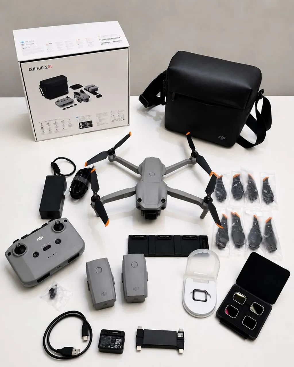DJI Air 2S Fly More Combo + SamDisk Extreme 64GB + Proteção de Lente | Completo - Foto 2