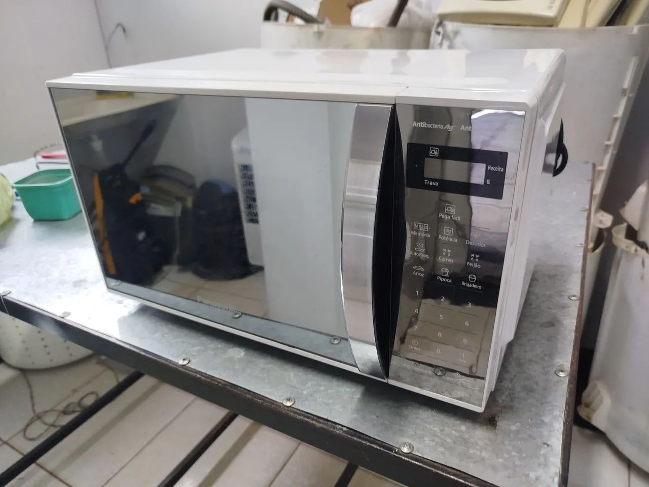 Micro-ondas Panasonic 23 l