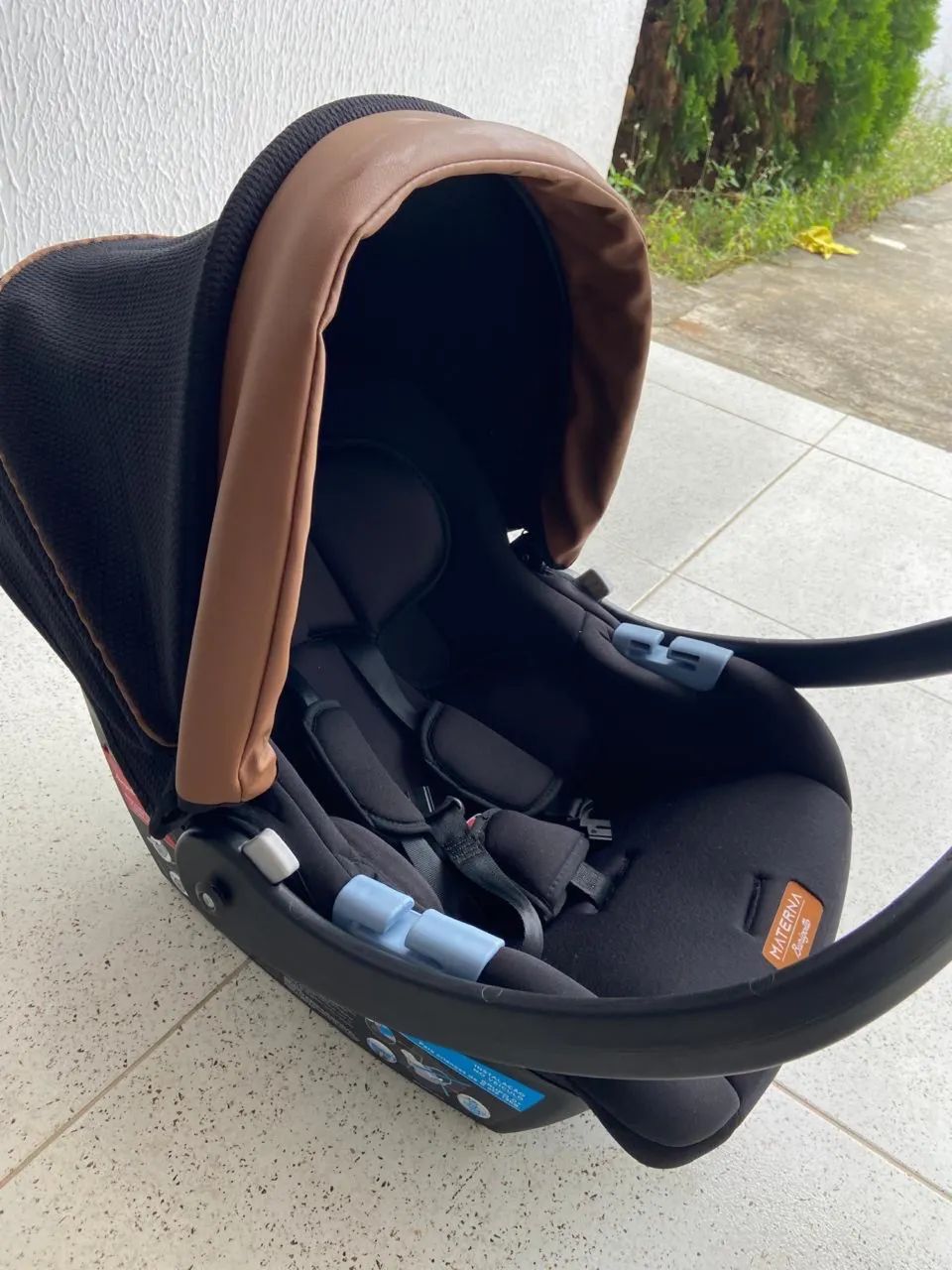 VENDO - Bebê Conforto + Carrinho de bebê  - Foto 2