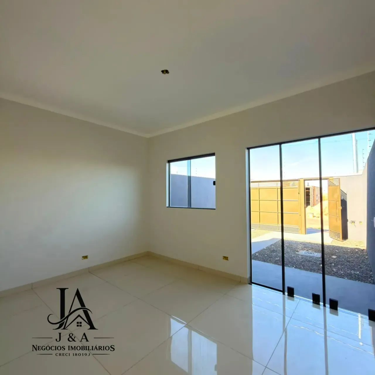 Casa á venda com 2 quartos sendo 1 suíte Figueiras do Parque - Foto 2