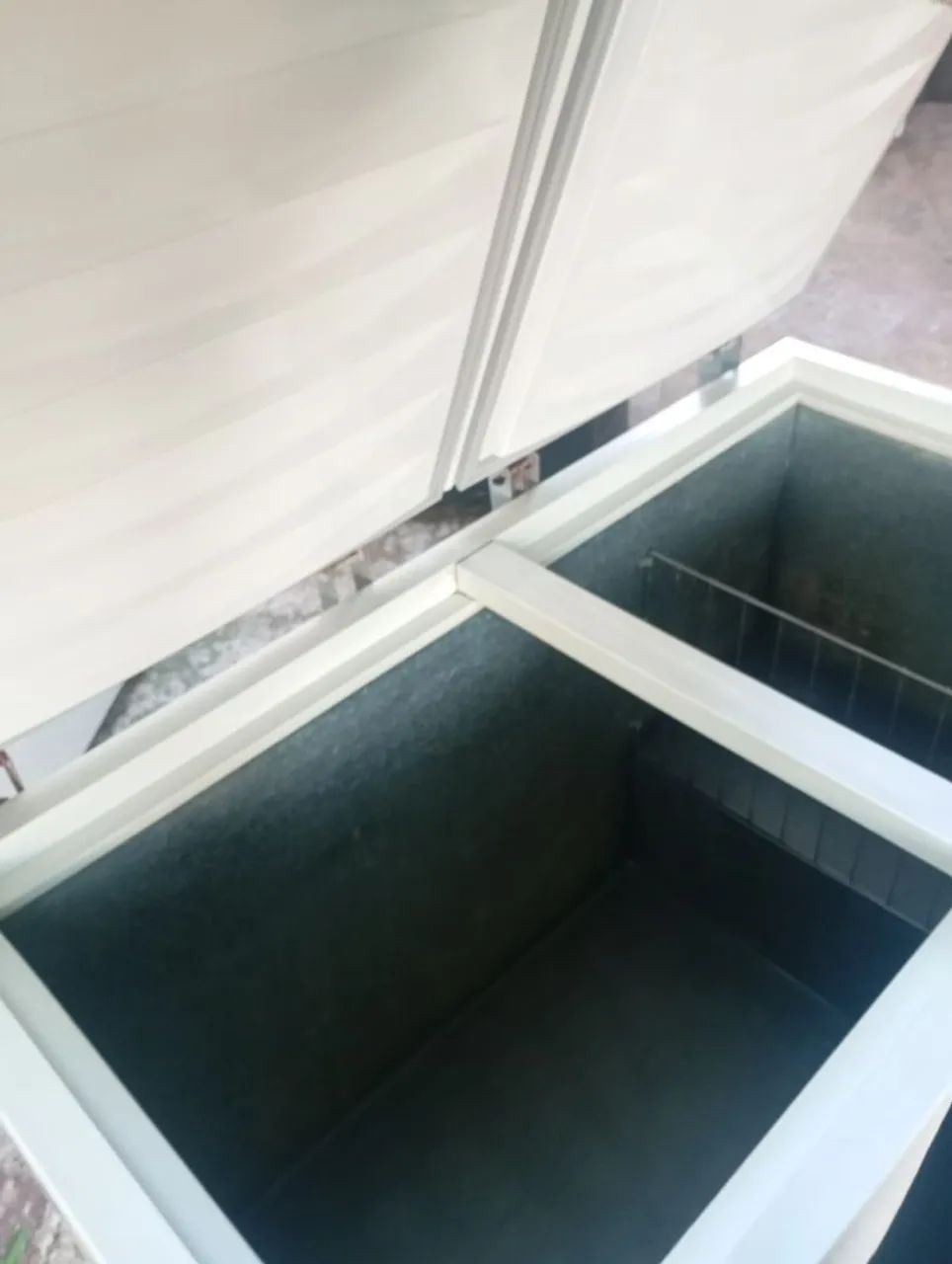 Freezer Electrolux duas tampas  - Foto 4