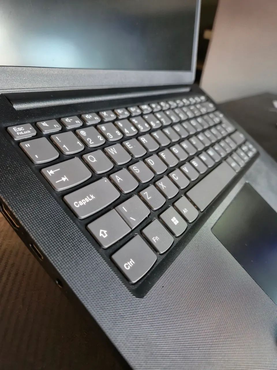 Notebook Lenovo V14 G3 Core i5 12ª - Foto 3