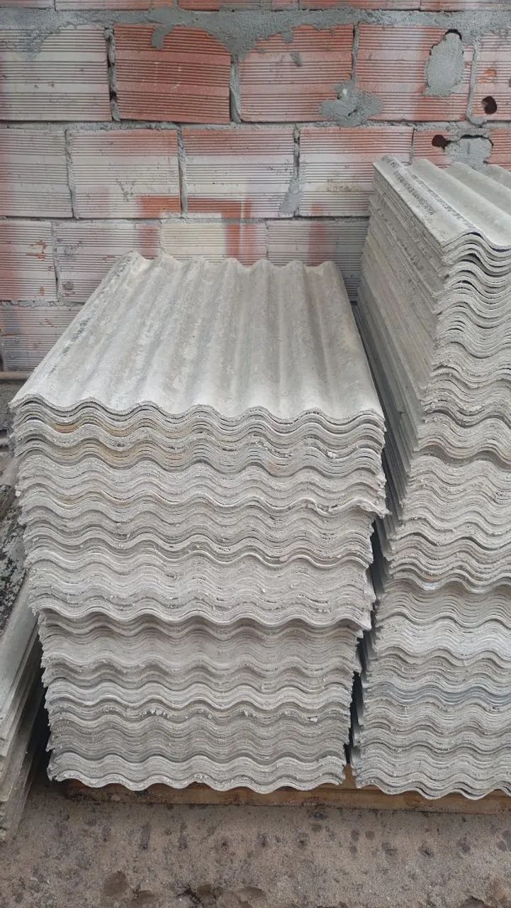 Roof tiles already cut to 80 centimeters.