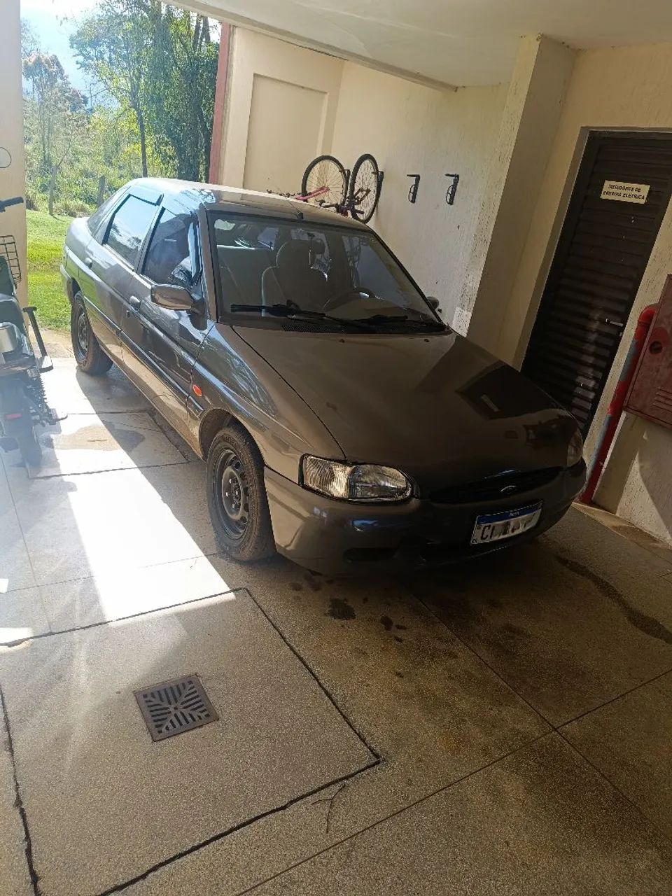 Ford Escort GL 1.8i 16V 3P 1998