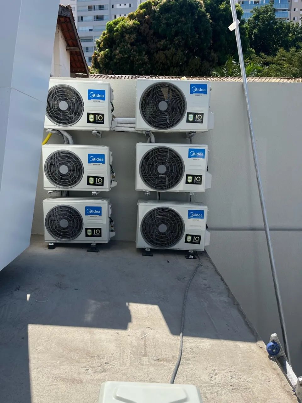 TÉCNICO E AUXILIAR EM REFRIGERAÇÃO 