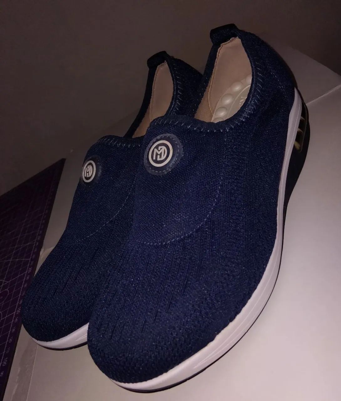 2 Pares de Sapatenis 