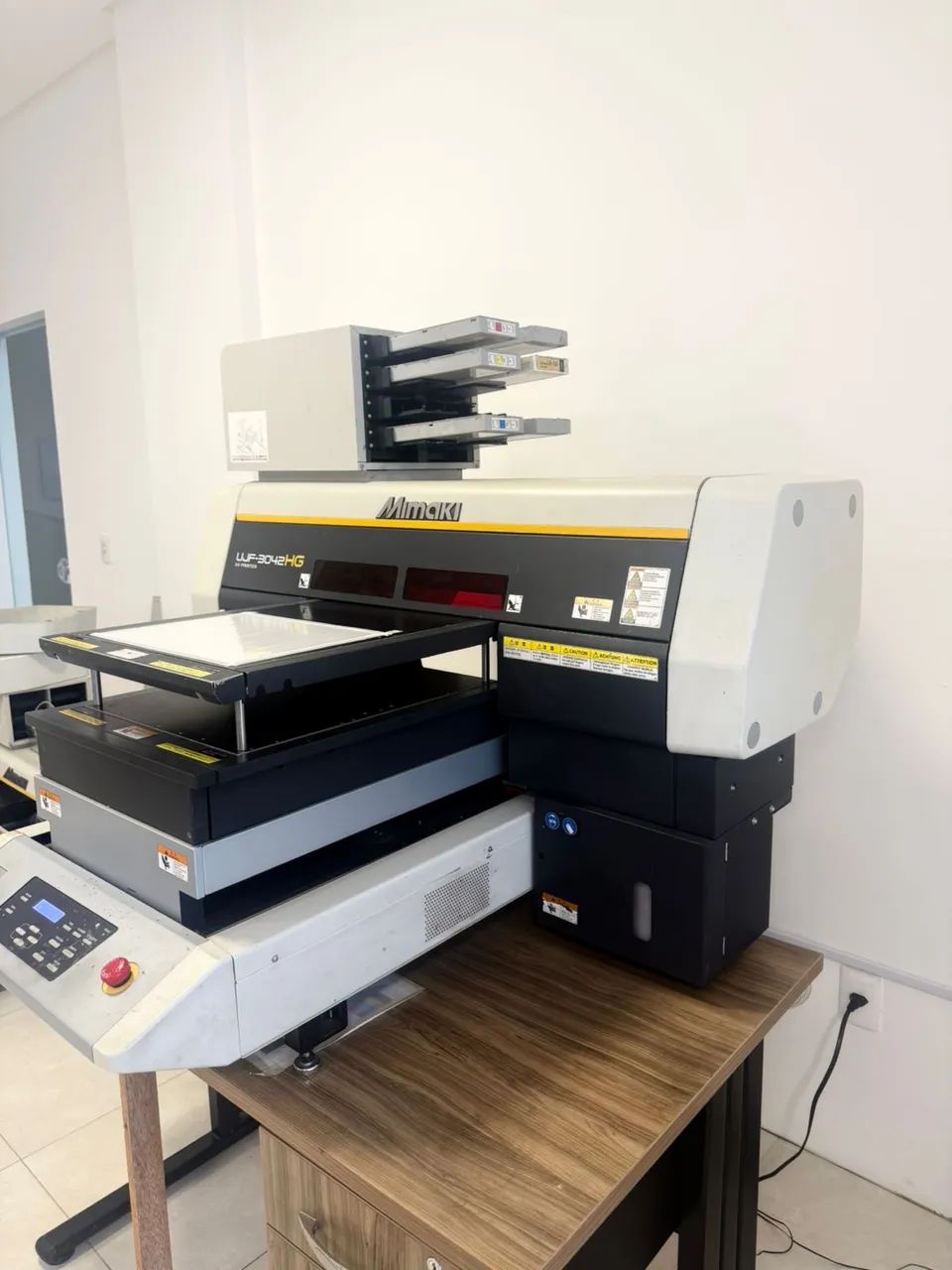 Mimaki UJF-3042HG impressora UV - Foto 2
