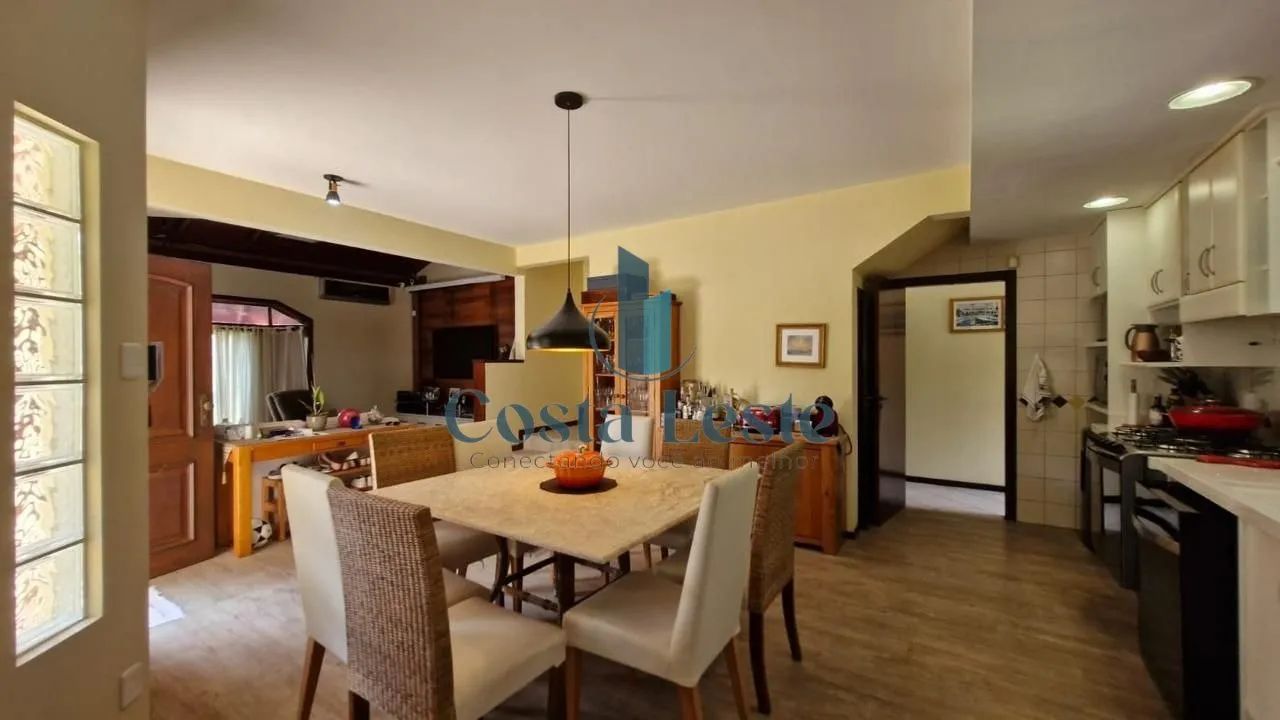 Excelente casa de 4 dormitórios com piscina no Parque São Jorge - Foto 4