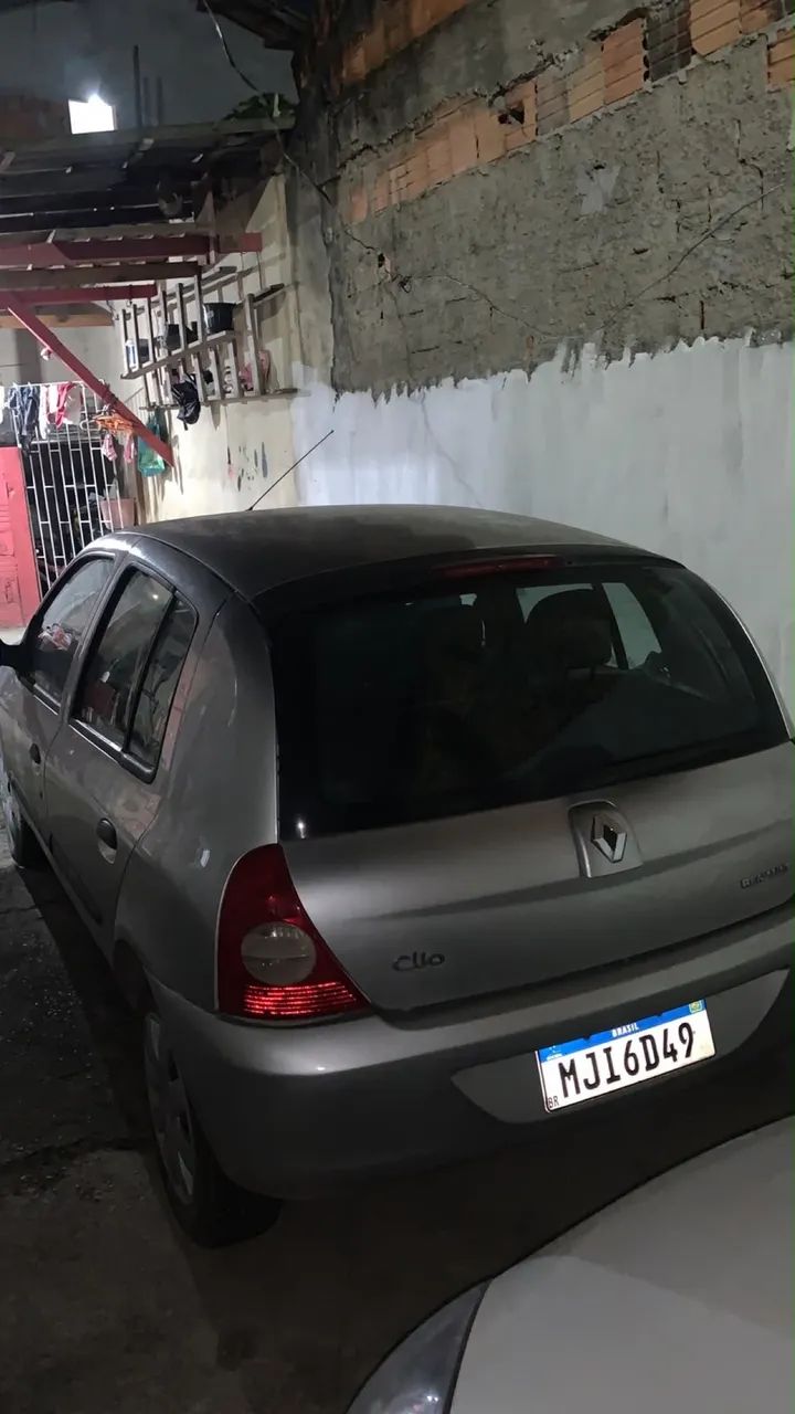 Renault Clio Hi-flex 1.0 16V 5P 2011 - Foto 2