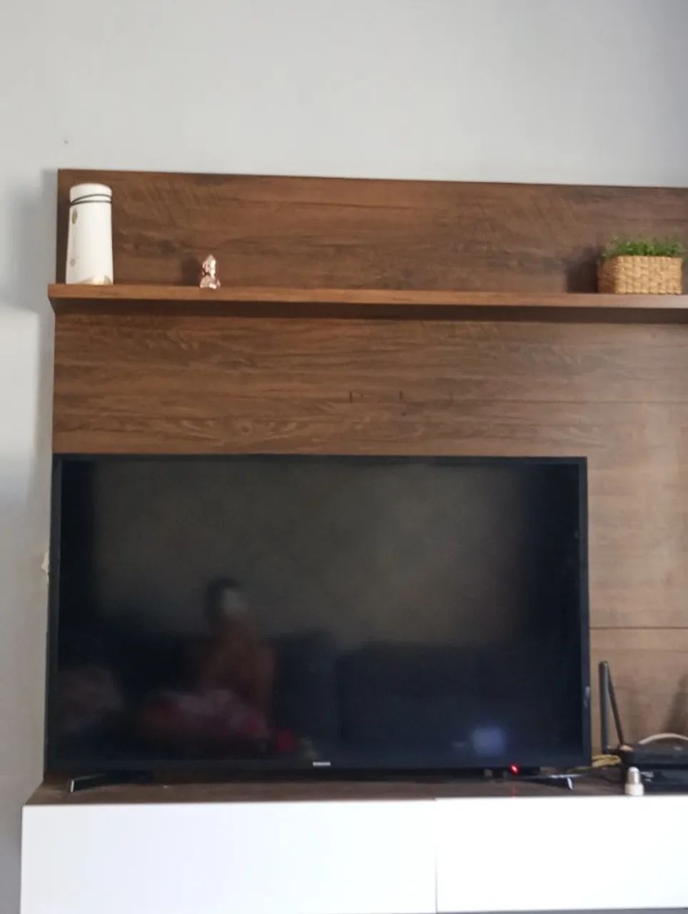 Televisão 40 polegadas com defeito na tela